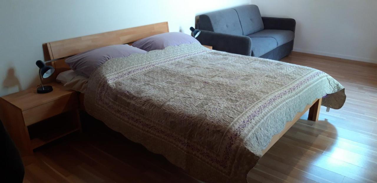 Holiday Home Oleander Zaboric Bagian luar foto